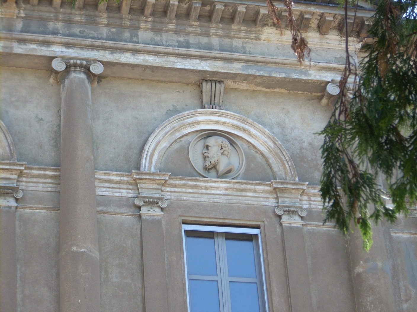 Aretaeus of Cappadocia s bas-relief, Old Ospedale Maggiore, Vercelli. Italy - 01.JPG